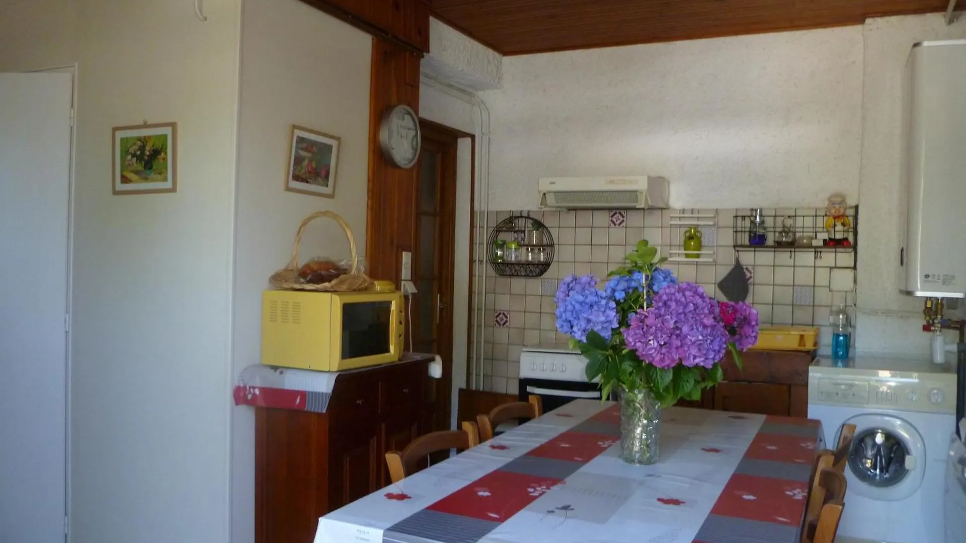別荘 Logement De Vacance Pres De Tarbes, 2 Personnes, Deux Etoiles Mascaras